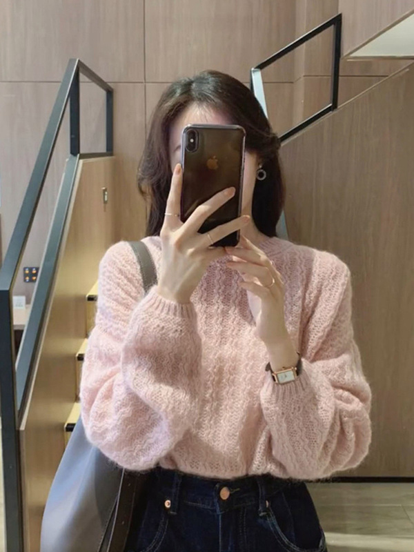 Fufu Pink Mohair Sweater with a Chanel-Style Soft and Cozy Texture for Women, Perfect for Autumn and Winter, with a Lazy and High-End Feel, Knitted Base Layer Top