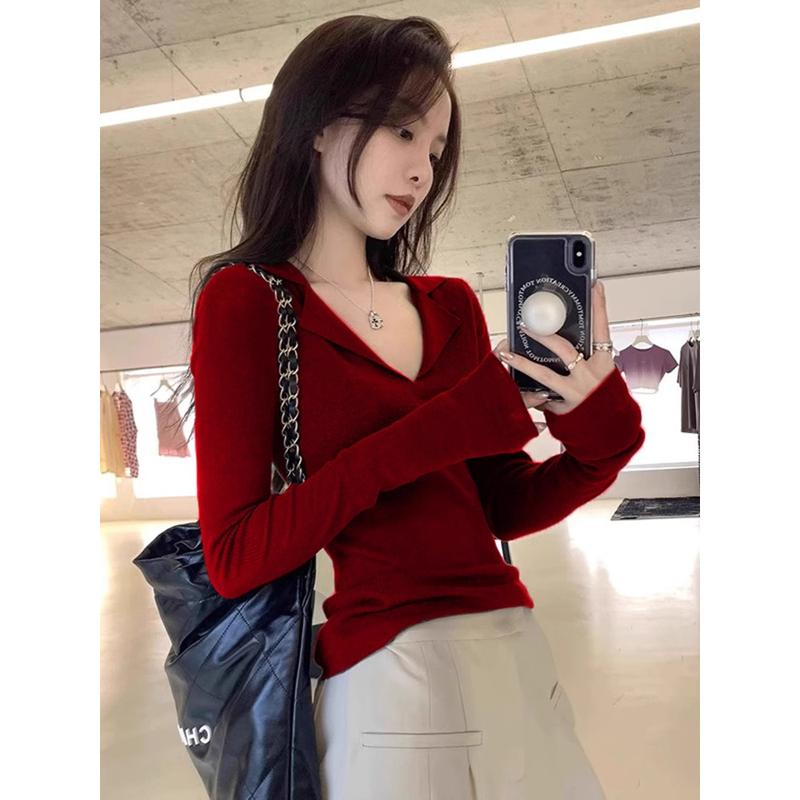 New Year's Red French-Style Slim-Fit Polo Collar Knit Sweater for Women, Autumn and Winter High-End V-Neck Inner Sweater Base Layer Top