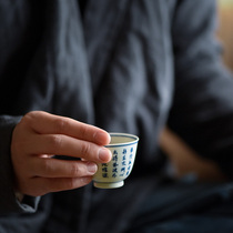Taicu Lianhuatang Jingdezhen handmade ceramic tea cup handwritten blue and white poetry Taihu Stone Cup