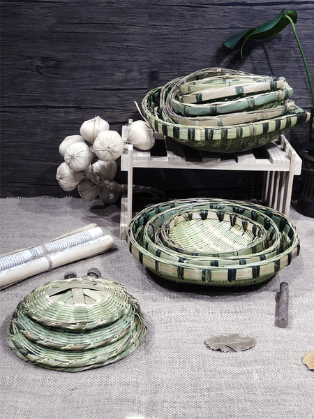 Bamboo Weaving Products: Bamboo Dustpan, Woven Draining Basket, Household Bamboo Basket for Steamed Buns, Bamboo Basket for Steamed Cakes, Bamboo Basket for Hot Pot Restaurant Food, and Bamboo Basket for Cooling and Drying