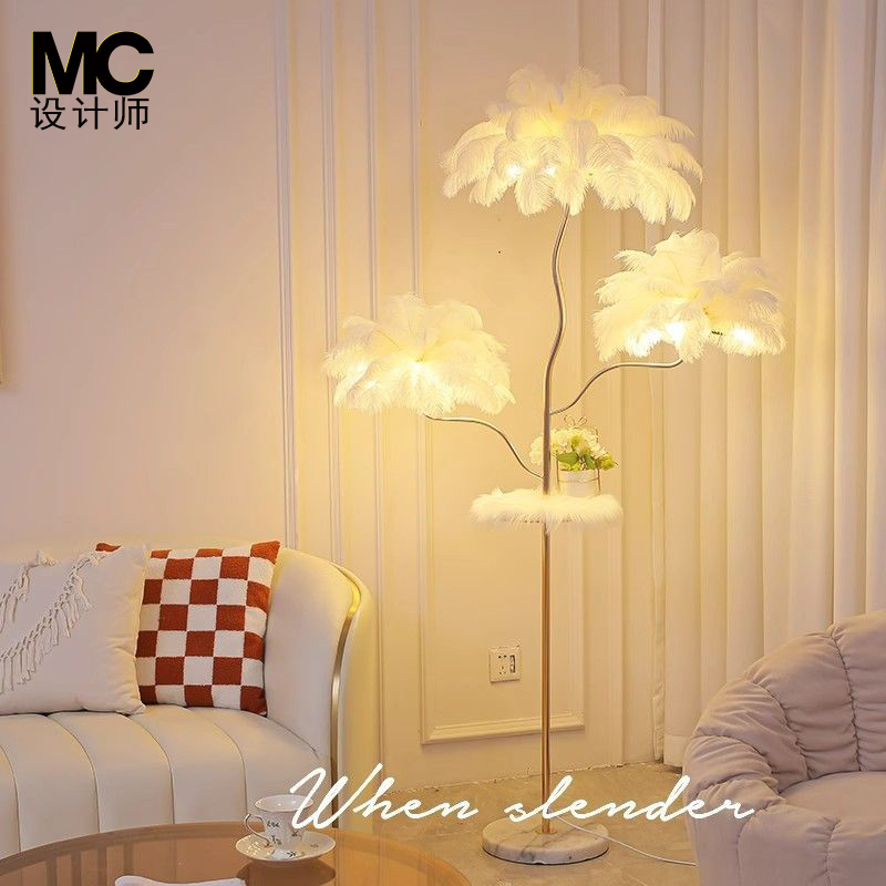 Designer Internet-Famous Feather Lamp Beside Sofa, Living Room Lamp, Cozy Standing Bedside Ambient Light, Ostrich Lamp