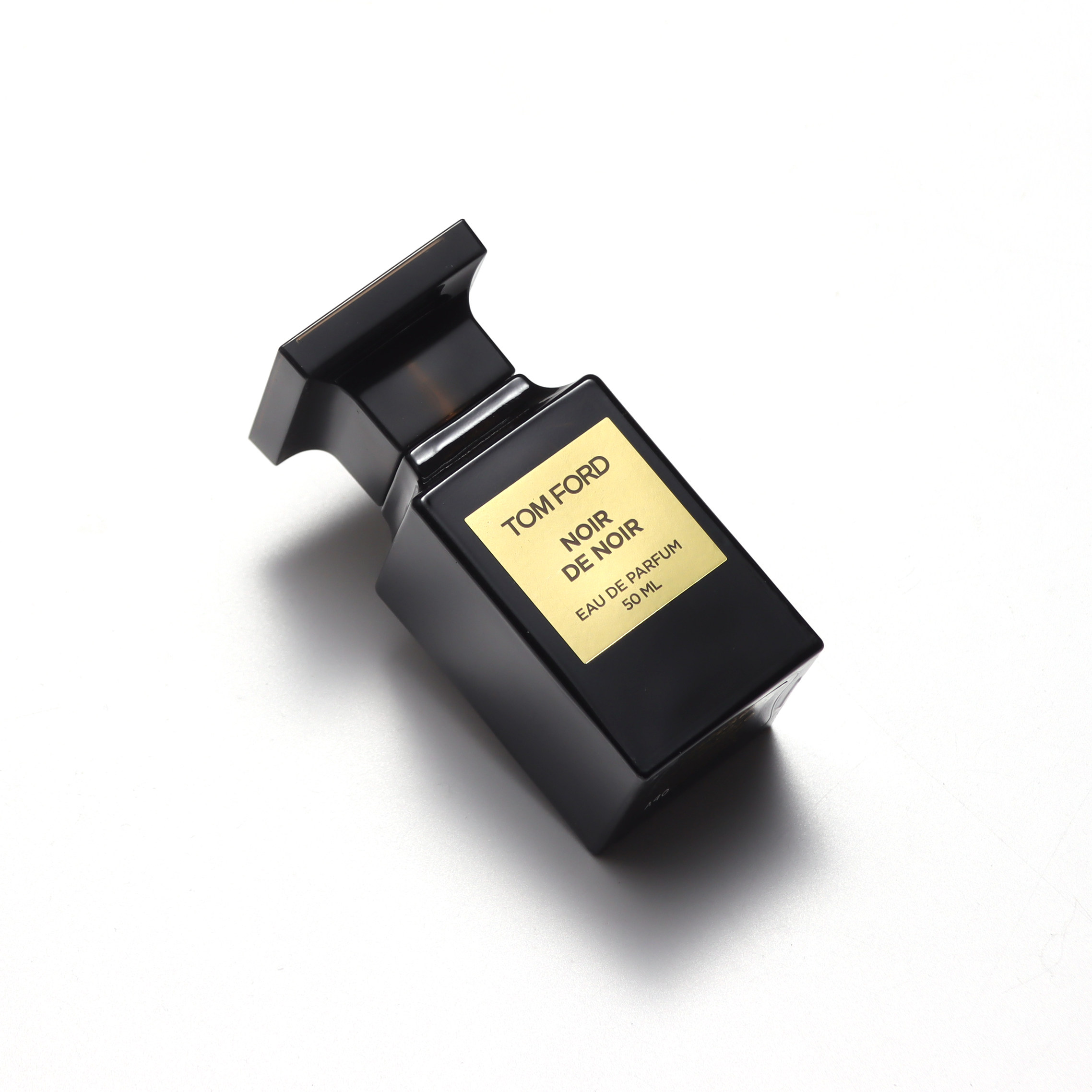 Tom Ford Noir de Noir黑之黑香水为何成2025年高端香氛圈爆款？_香水_