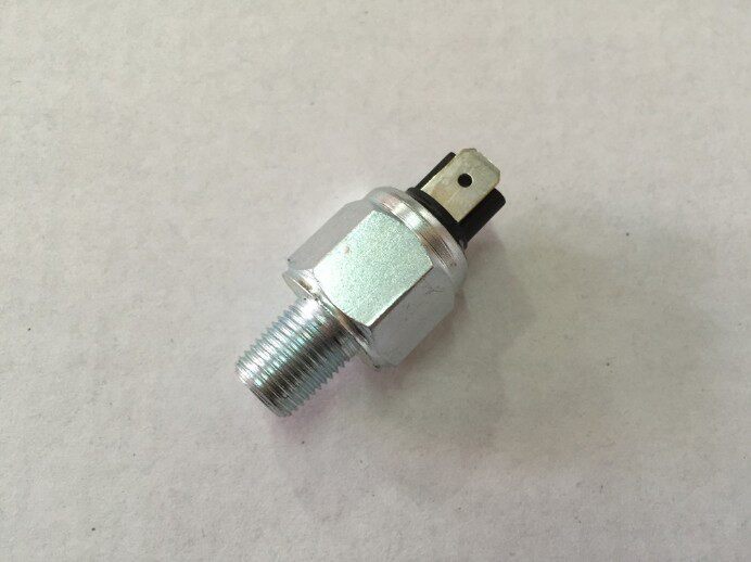 HareHighway Street Big Glide brake Brake Taillight Switch Pressure Hydraulic Switch Ignitor-Taobao