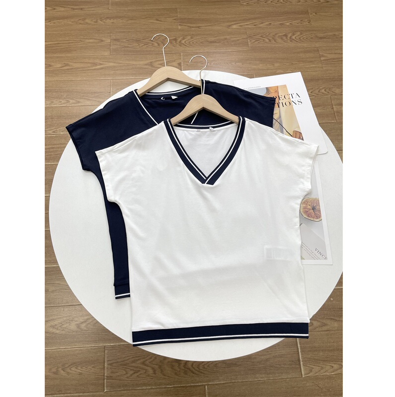 B2 Poland Export Order! 26 New Summer Style Women's V-Neck Loose Vest Top, Elegant and Versatile Solid Color Sleeveless Casual T-Shirt