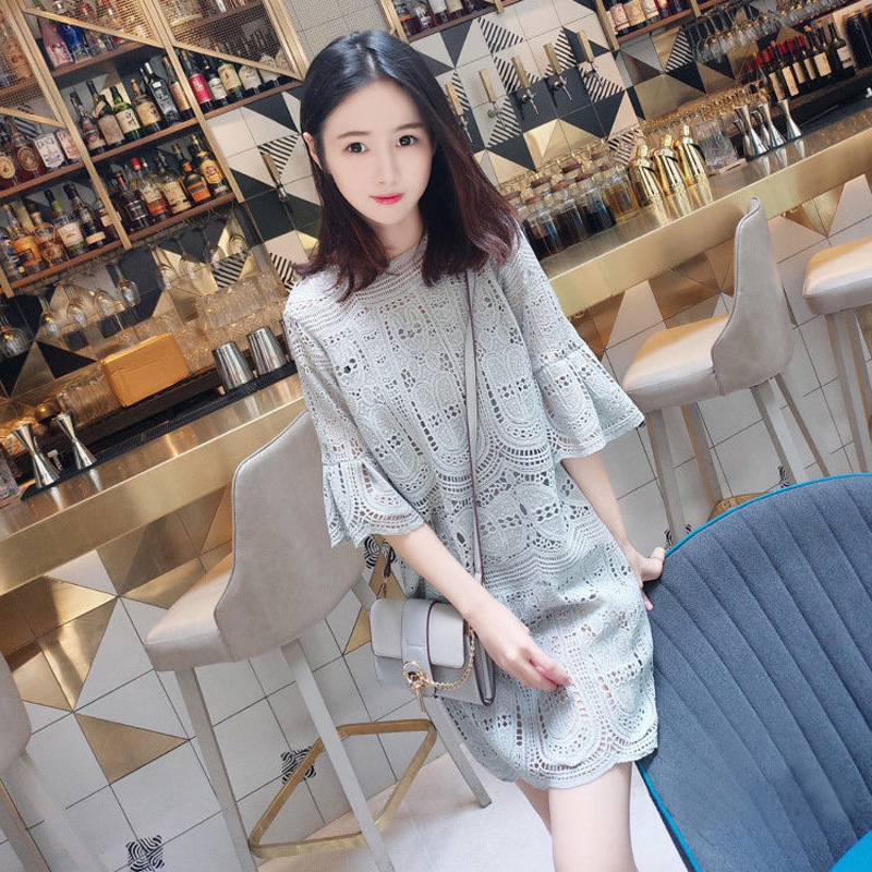 Hong Kong Special Cabinet Summer Seaside Tourist Holiday Beach Dress Horn Sleeves Lace Foreign Dress Bali Beach Dress