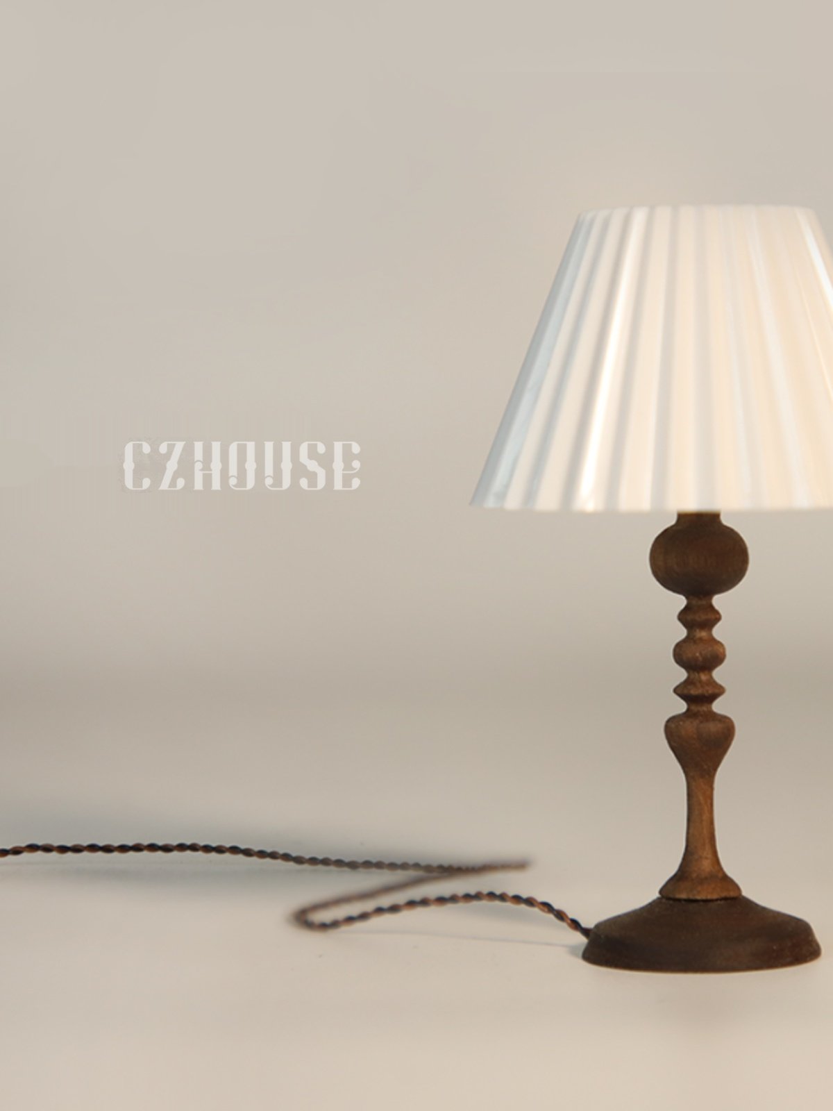 bjd场景道具娃屋 【现货】微缩黑胡桃木复古褶皱台灯（电线可拆卸）陈郎lanczhouse