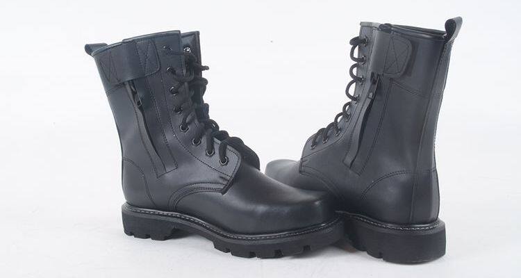 Bottes militaires en cuir - dérapage - Ref 1398407 Image 21