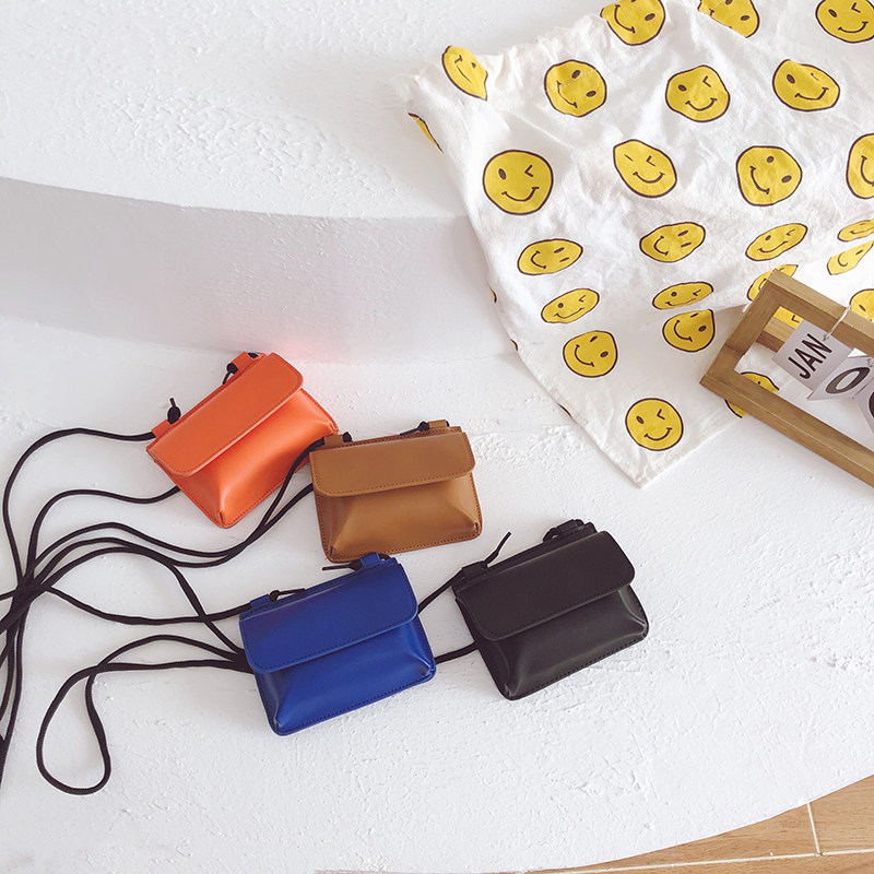 Children's simple single shoulder bag girl Yang pie stylish rabbit mesh red Han Fan Baiyu mini-change tide