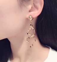 European and American exaggerated temperament large circle metal flow Su Long Earrings Earrings Fashion South Korea Korean Version Ear Pendant Earrings