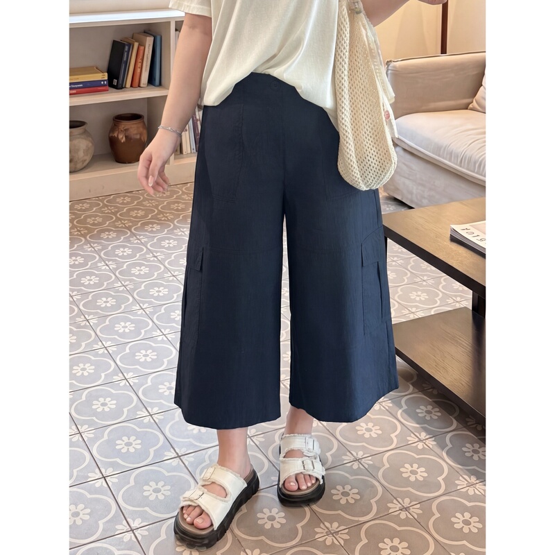 Plus-Size Women's Cropped Pants, New Summer Style, Slimming for Work, Casual, Covers the Body, Suitable for Chubby Women, Cargo Pants 4423O Plus-Size Women's Cropped Pants, New Summer Style, Slimming for Work, Casual, Covers the Body, Suitable for Chubby Women, Cargo Pants 4423O