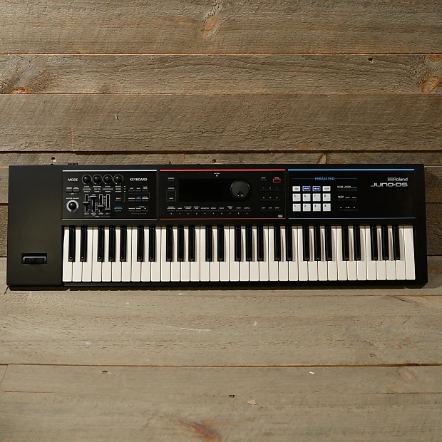 Roland ROLAND JUNO DS61 DS61W WHITE 61 KEY PROFESSIONAL SYNTHESIZER KEYBOARD