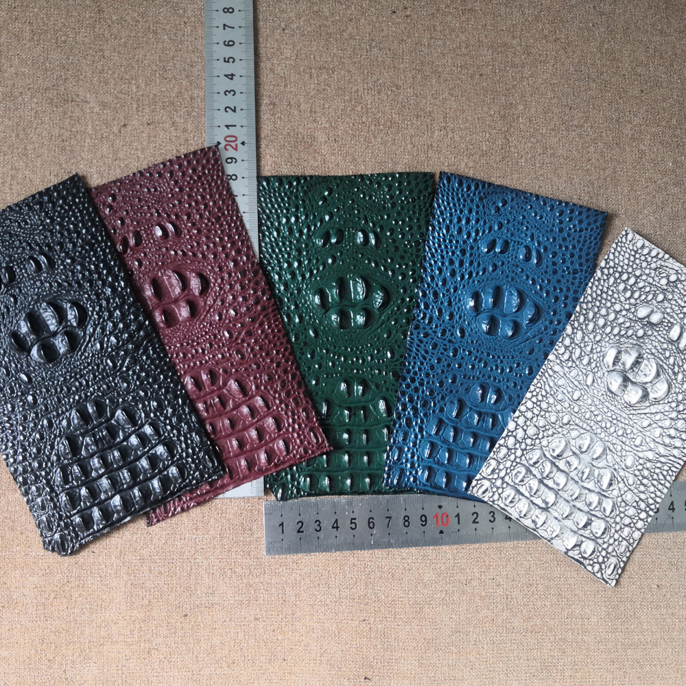 Head Layer Cow Leather Press Crocodile Head Bony Leather Material Handmade DIY Mobile Phone Protection Shell Watch Strap Studded Leather With A Piece Of Block For Sale