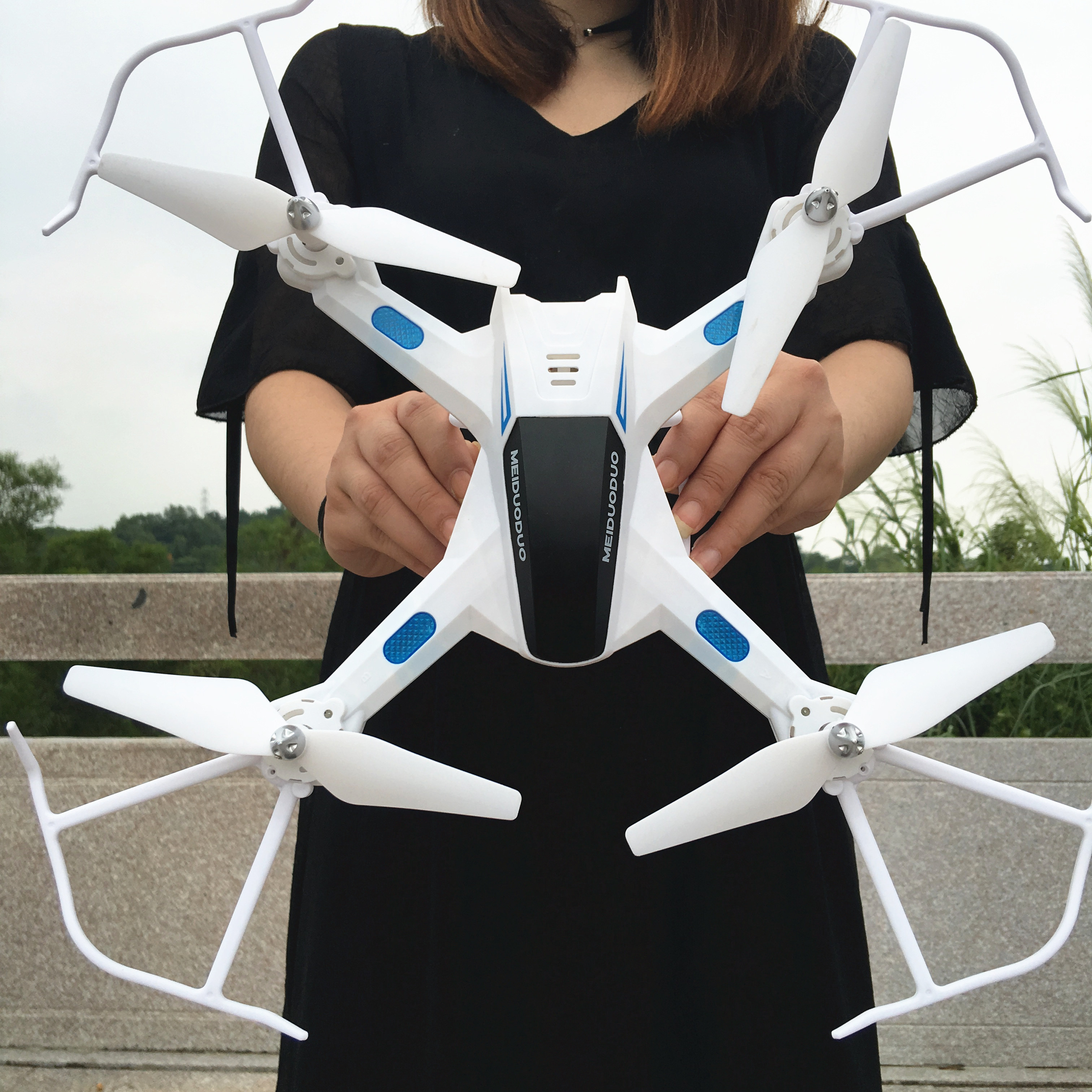 Four Axes Drone Aerial Photo Drone Charging Super-Fall Remote Control Helicopter Children Boy Outdoor Toys