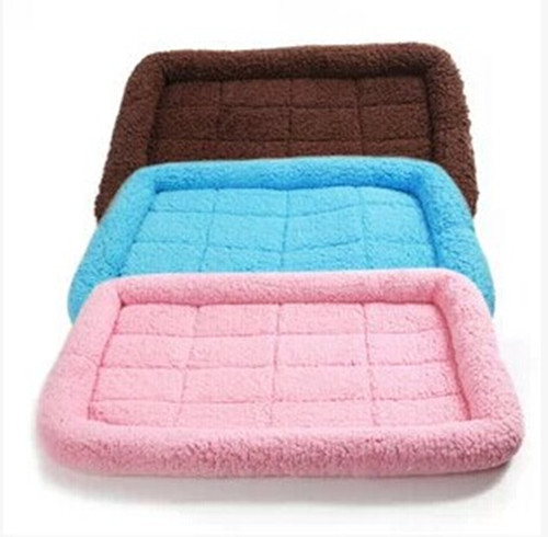 Autumn and winter pet bed mats, comfortable coral fleece mats, lamb mats, dog cage mats, kennels, kennel mats