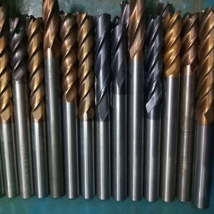 Second-hand integral alloy tungsten steel end mill 4-blade coating superhard machining quenching material stainless steel special die steel