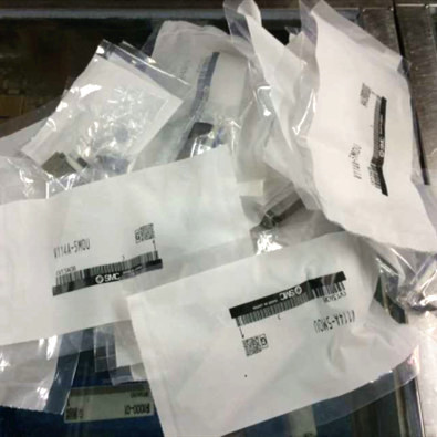 SMC three - way direct flow type solenoid valve V114A - 5 MOU spot