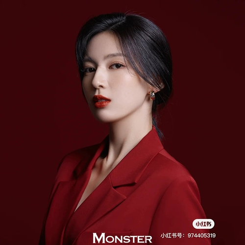 2022 Новое продукт выставка фото личное изображение фото женское костюм сладкое фото личное искусство фото одежда фото