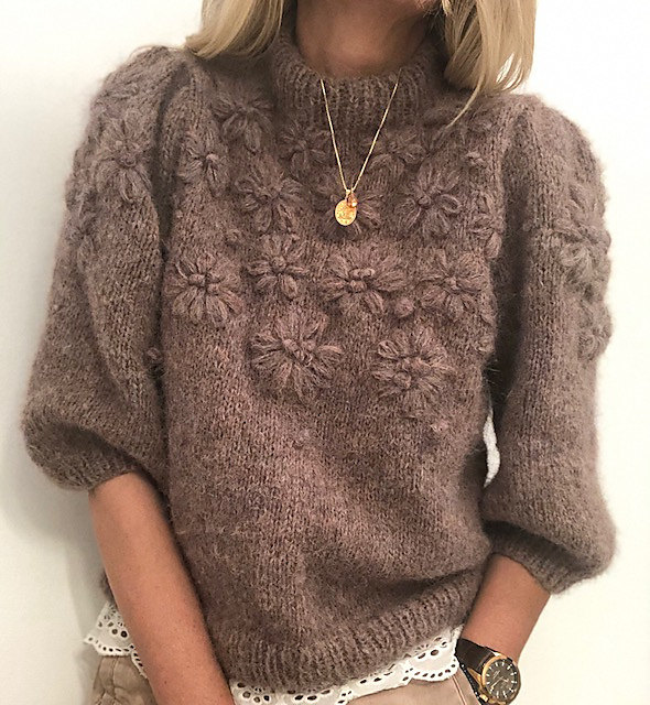 Small daisy sweater material bag cashmere wool line Non-finished product delivery solution C1020