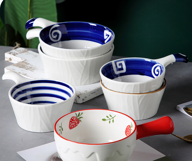 Japanese ceramic bowl with creative move with the handle for the job of a single bowl of fruit salad bowl of noodles in soup, tableware