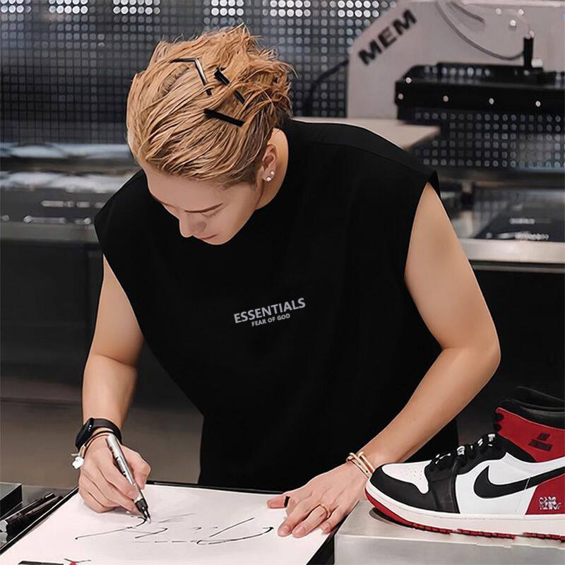 Wang Jiaer Celebrity Style Sleeveless Sports Vest Men's Tank Top T-Shirt 2026 Summer Casual Fitness Loose Top