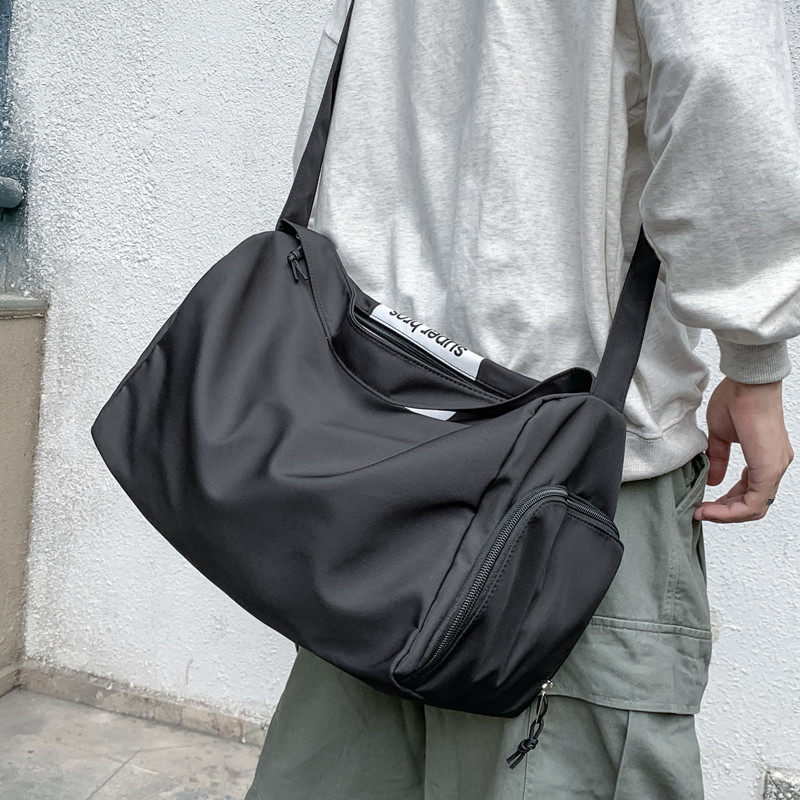 Fitness Bag Men Sports Training Yoga Bag Women Large Capacity Single Shoulder Inclined Satchel Bag travel bag Jane about 100 hitch