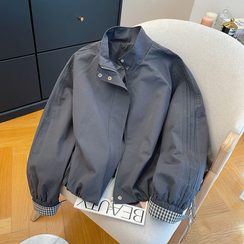 Vintage Stand-Collar Short Jacket with Accordion Sleeves for Women, 2026 Autumn Collection, Plaid Cuff Zipper Workwear Jacket for Women Vintage Stand-Collar Short Jacket with Accordion Sleeves for Women, 2026 Autumn Collection, Plaid Cuff Zipper Workwear Jacket for Women