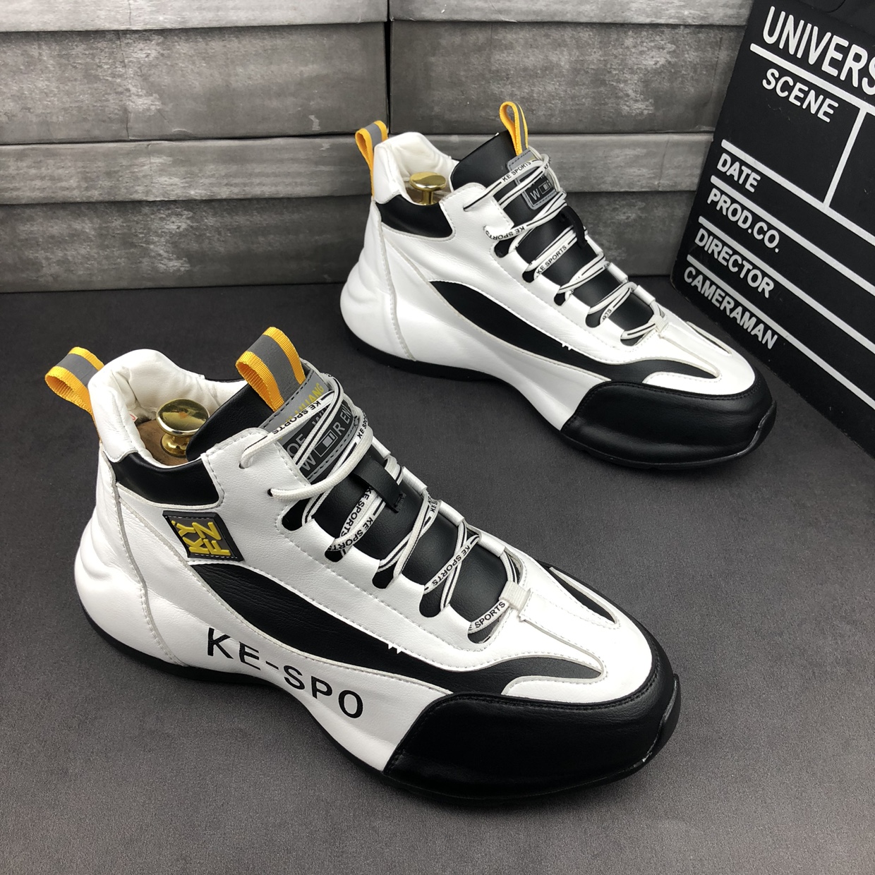 Hong Kong net red tide bag bottom men's shoes ins new high-top daddy shoes breathable stitching men's shoes sports casual shoes