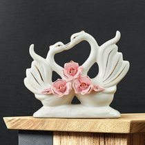 Swan Swan Swing Decoration Ceramics Wedding Gifts Living Room TV Cabinet Winekeeper Place Home Room Gifts