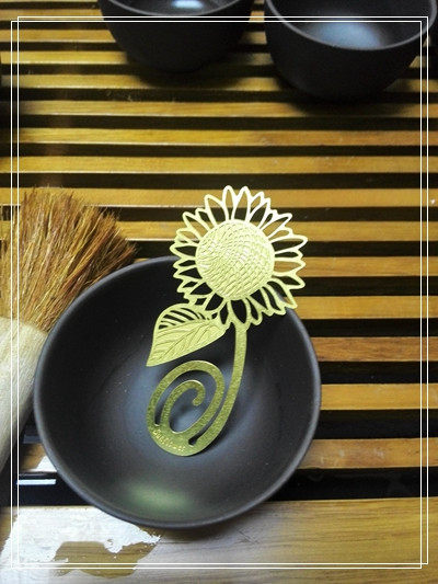 (Sunflower) Creative Metal Brass Sunflower Customizable Gift Bookmark (5 5 * 3CM)