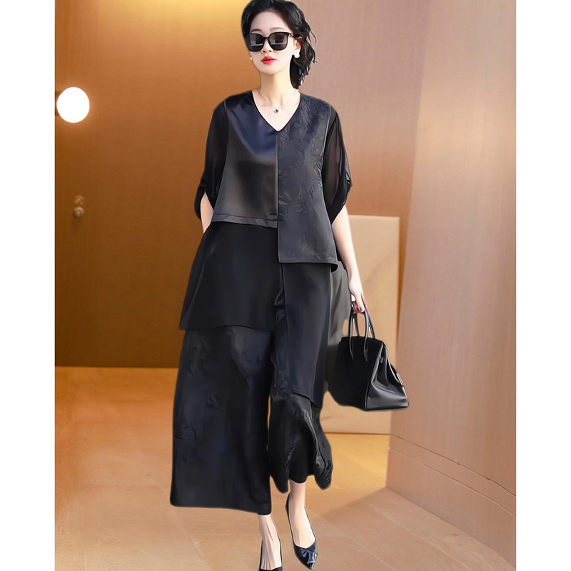 Plus-Size Xiangyun Silk Set for Women, 2026 Summer New Style, Elegant and Stylish for Moms, Age-Reducing Wide-Leg Pants Two-Piece Set