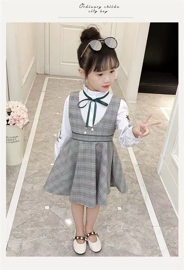 Váy bé gái mùa thu 2018 mới cho bé dây đeo đầm bé trai phiên bản Hàn Quốc của váy công chúa Váy bé gái nước ngoài cửa hàng quần áo trẻ em