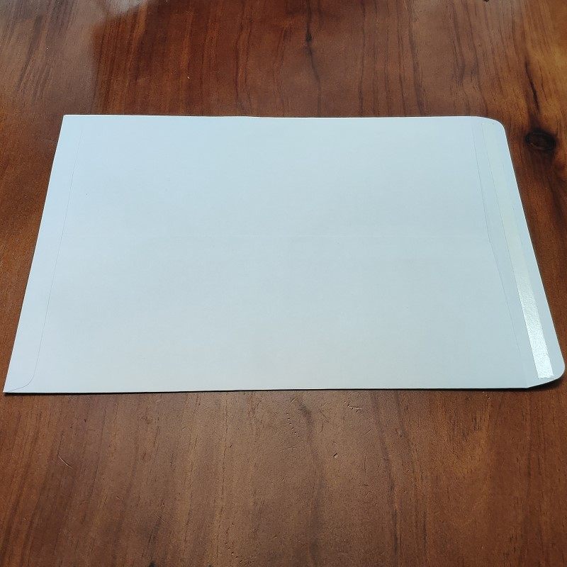 Full blank wordless white envelope brown yellow kraft paper bag comes with sealing glue C5 pack A5 bill ticket money bag