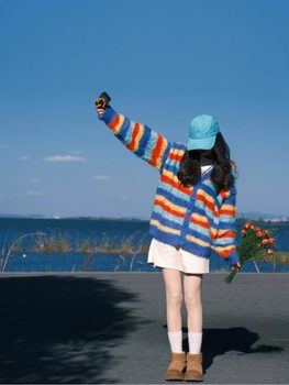 Dopamine high-end wear for small people striped loose v-neck sweater jacket women's 2024 new autumn and winter