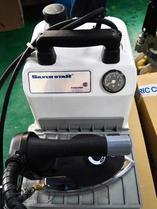 Imported Korean Silver Star SR-5800 household industrial steam boiler with ironing bucket Electric heating dry cleaning curtain