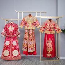 Golden wedding shelf high-end display rack floor-standing Xiuhe clothing hanger Chinese dress cheongsam display shelf