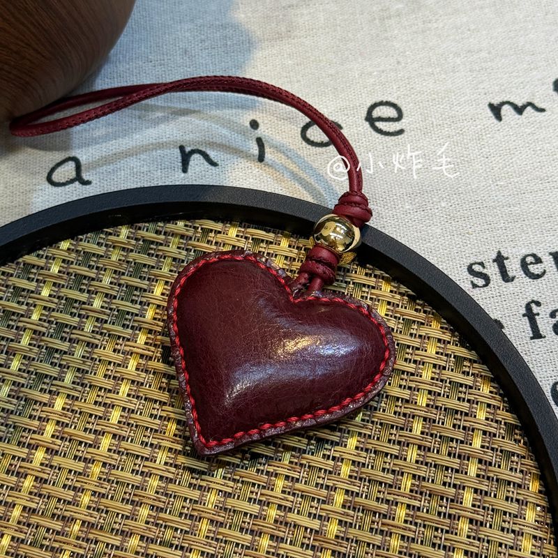 Extra Thick Cowhide Leather Heart-Shaped Bag Charm, Bag Accessory, Heart Pendant, Car Keychain, Car Accessory, Heart Extra Thick Cowhide Leather Heart-Shaped Bag Charm, Bag Accessory, Heart Pendant, Car Keychain, Car Accessory, Heart