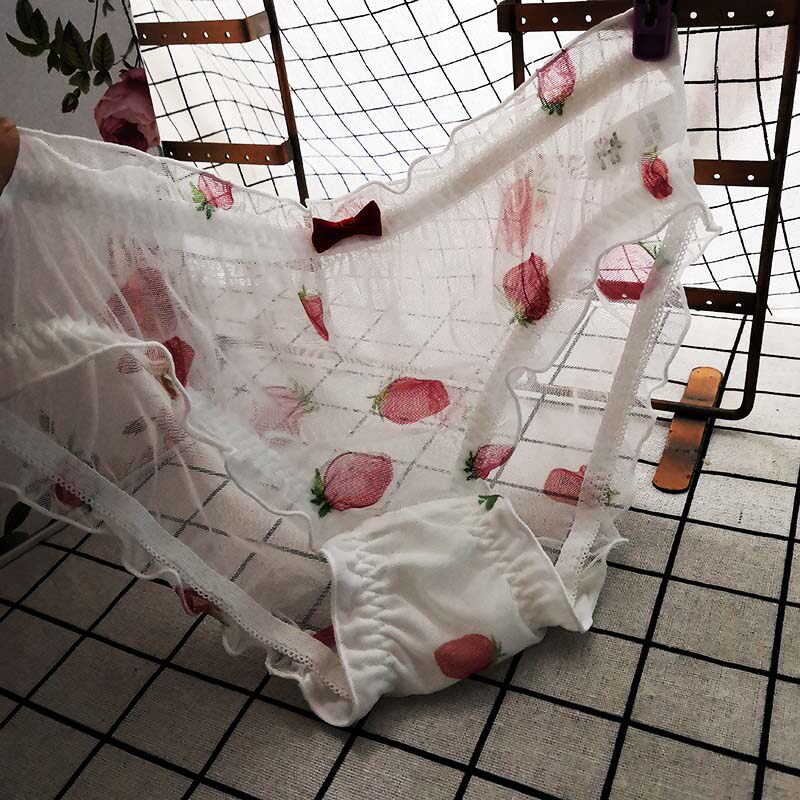 Day Department cute sweet and beautiful Korean version student Butterfly knot low waist triangle Sexy breathable pure cotton crotch strawberry mesh yarn underpants