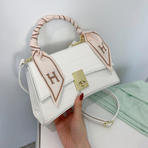 Bag women 2021 summer new fashion versatile one-shoulder cross-shoulder cross-body bag Korean version of the foreign air handbag small square bag ins tide