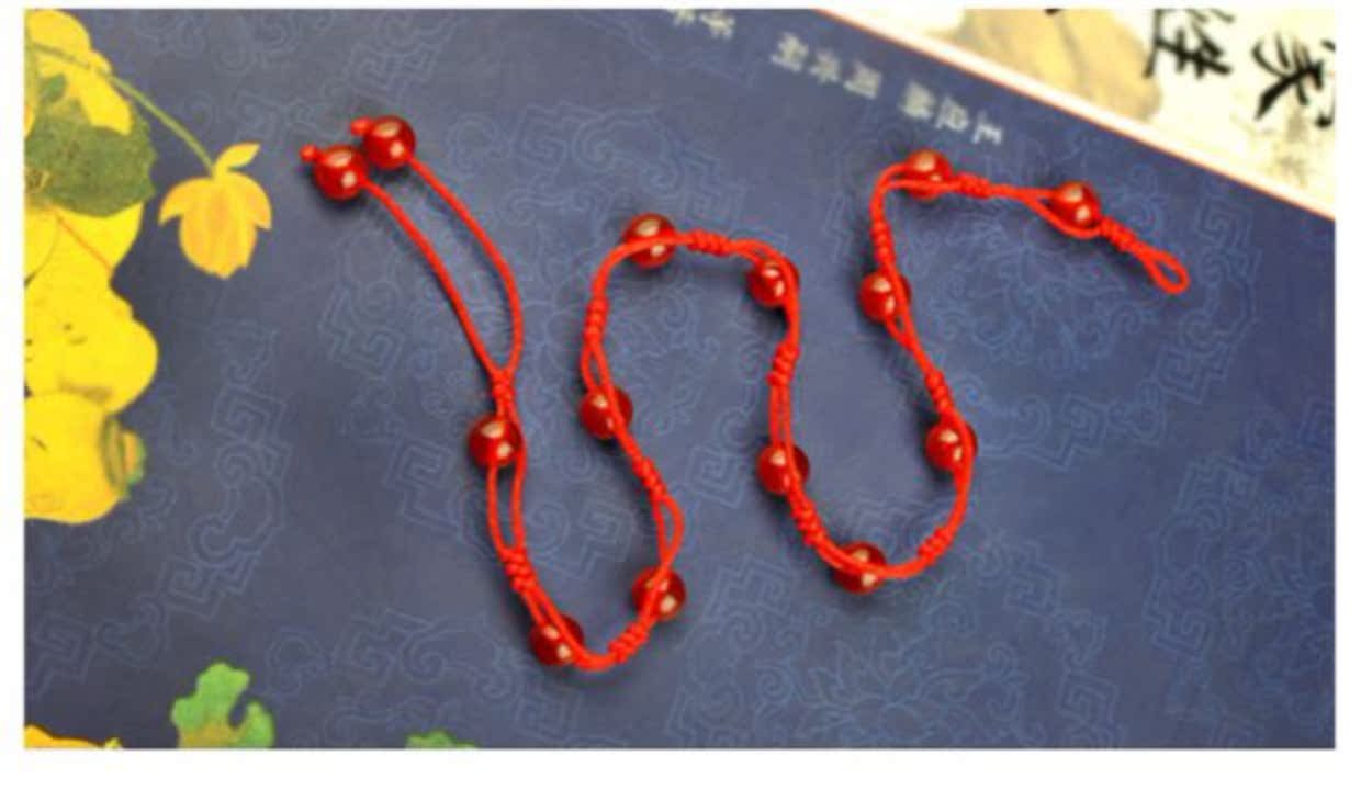 Phục hồi chức năng SpongeBob Red Rope Anklet Red Red Agate Evil Transit Anti-Small Simple Fashion Fashion Trang sức pha lê Nữ vòng chân bạc tây tạng