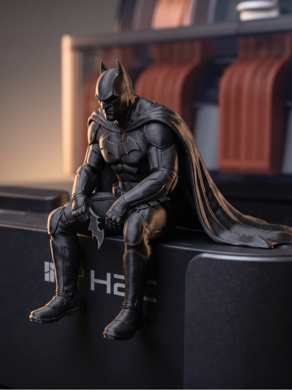 Batman Superhero Model Dark Knight Sitting Posture Desktop Ornament Gift Computer Desk Batman Superhero Model Dark Knight Sitting Posture Desktop Ornament Gift Computer Desk