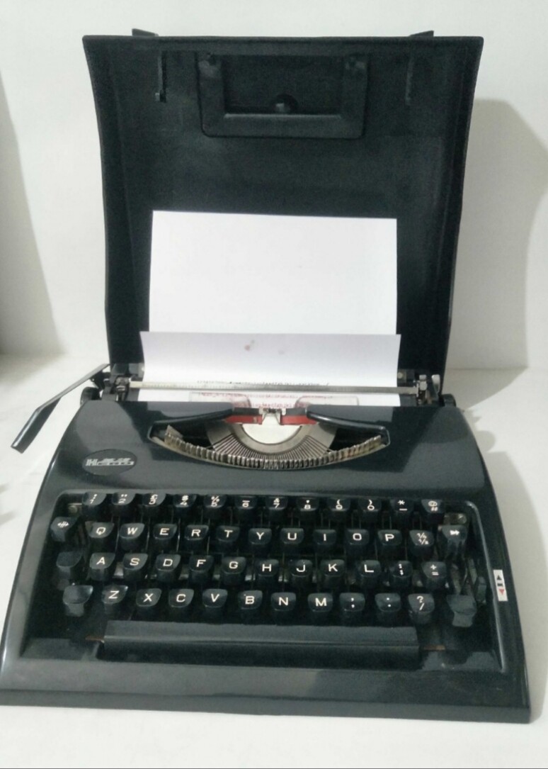 Black full English mechanical typewriter old mechanical typewriter-Taobao