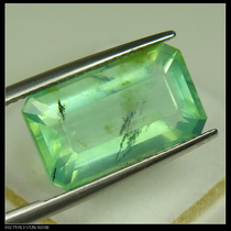 Rare] Peruvian natural undyed green Opal faceted SI black mineral inclusions 5 90ct