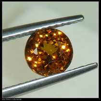 Africa Natural Grossular Round Faceted VVS 1 39ct