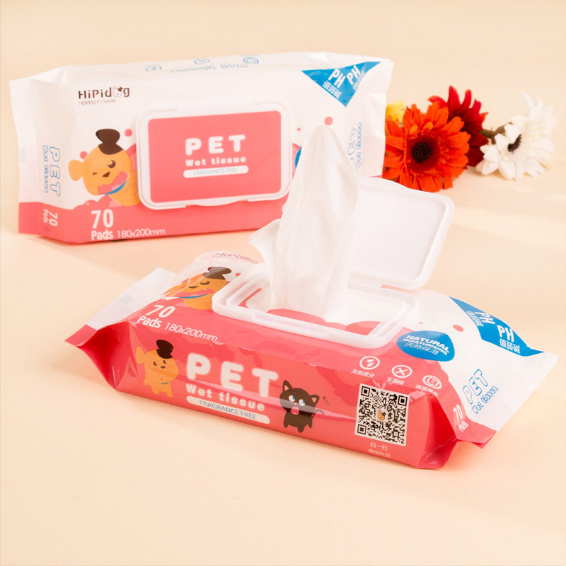 Pets special wet towels kittens dogs go to tears wiping tears clean and sanitized and deodorized damp paper towels 70 pieces
