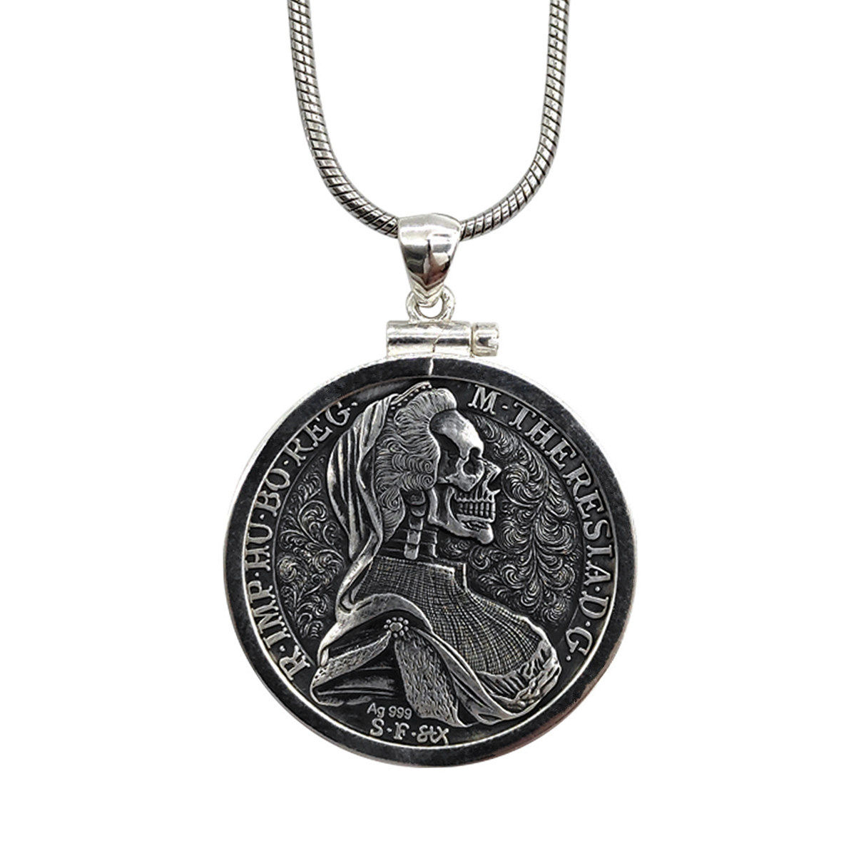 999 pure silver Austrian big milk mother Skull Queen Coin Pendant Wanderer Collection Presents Retro Male Necklace 