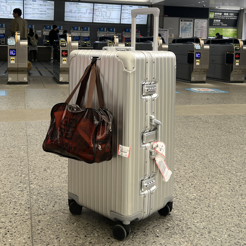 All-Aluminum Magnesium Alloy Suitcase for Men and Women, Thickened, Large Capacity, 28inch Metal Trolley Suitcase, Carry-On Password-Protected Travel Suitcase