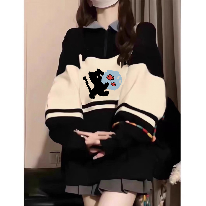 American Retro Color-Blocked Half-Zip Kitten Sweatshirt for Women in Autumn and Winter, Loose and Lazy, Preppy Style, Versatile Polo Collar Top American Retro Color-Blocked Half-Zip Kitten Sweatshirt for Women in Autumn and Winter, Loose and Lazy, Preppy Style, Versatile Polo Collar Top