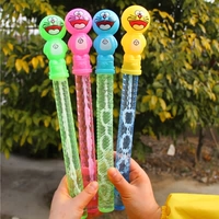 Озеро синий дингданг кошачий пузырька