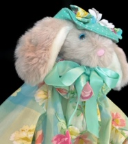 (Sold) American foreign trade software rabbit blue pupil bay rabbit Showa rabbit old rabbit old material long haired rabbit