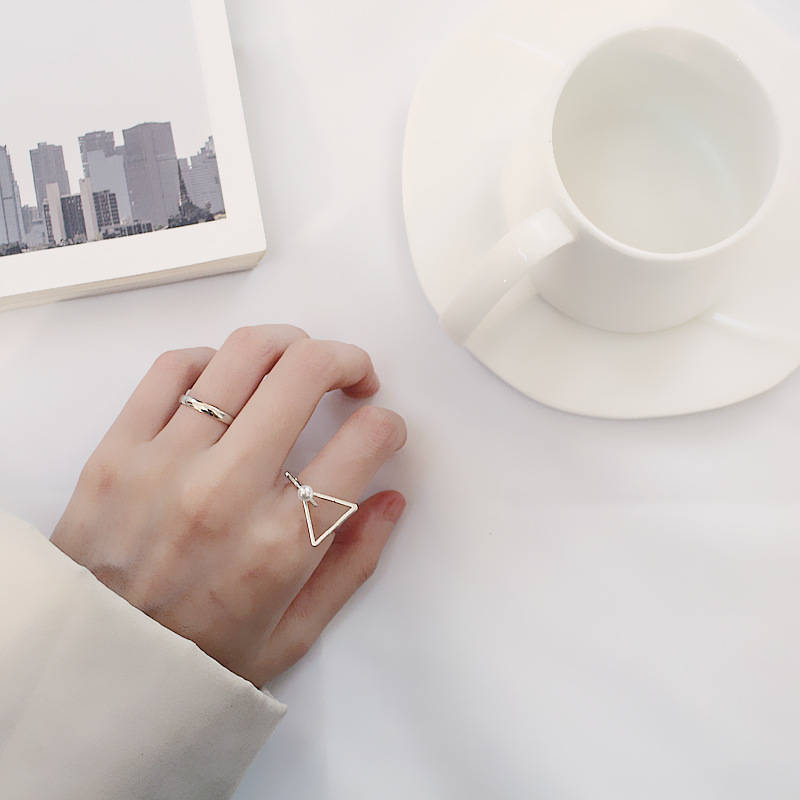 Wild Ocean Girl Wind Ring Triangle Geometry Set Simple Pearl Open Rings Tide Ring Sweet nhẫn kim tiền